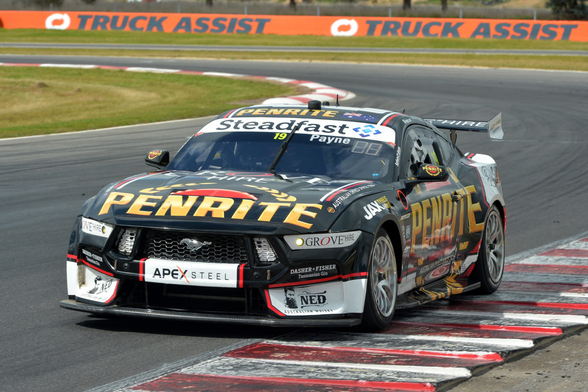 Grove Racing saved a test day for the run in to the Adelaide 500. Image: Russell Colvin