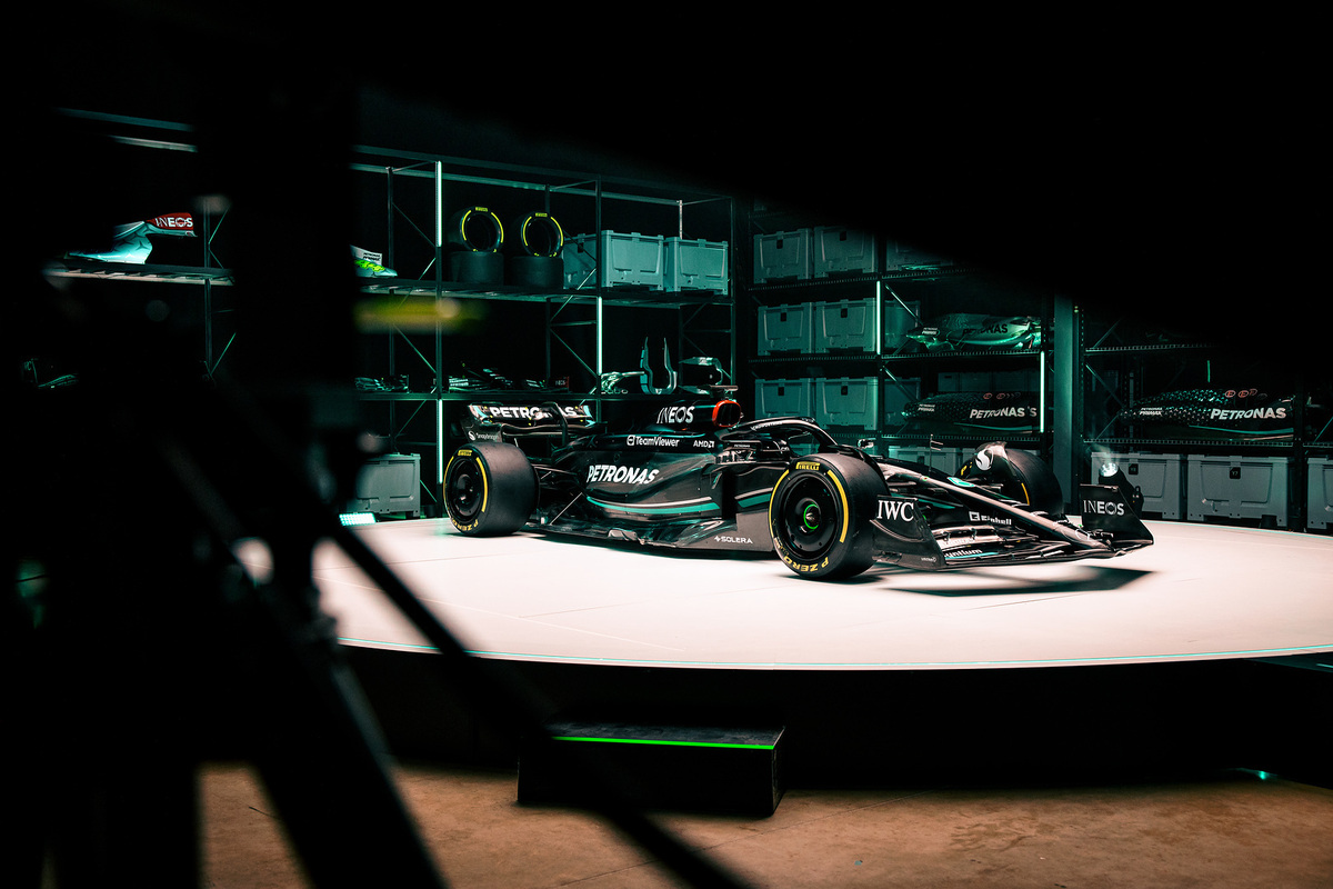 Will Mercedes be competitive in 2023?