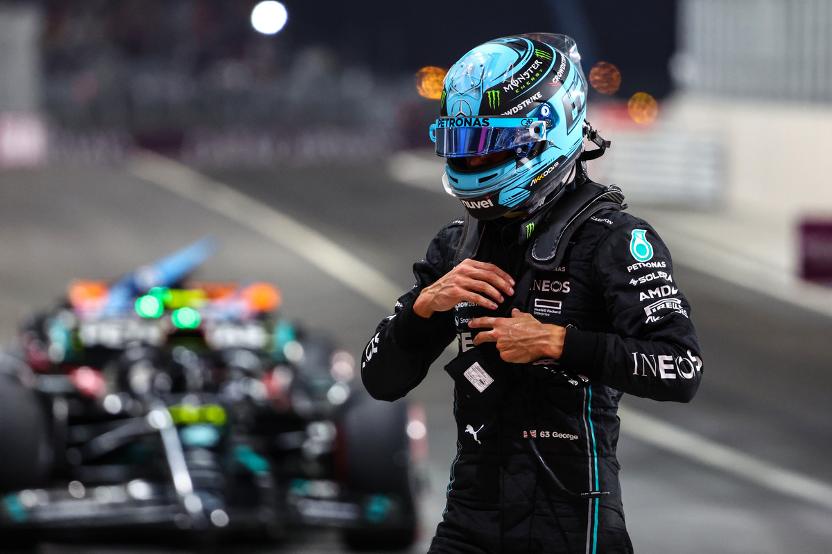 Mercedes driver George Russell has revealed the physiological impact this season's 22-race F1 calendar has taken. Image: Charniaux / XPB Images