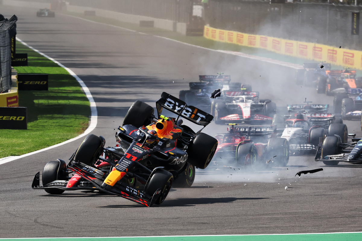 Sergio Perez risked a move at the start of the Mexico City GP and ended up paying the penalty