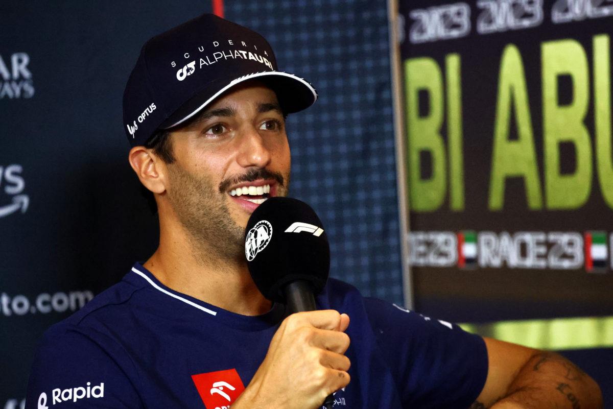 Daniel Ricciardo feels the FIA should consider a new rule given what unfolded in Abu Dhabi GP FP1
