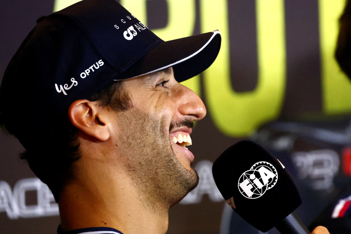 Daniel Ricciardo wants to 'keep racing and keep a bit of the flow going' as the 2023 F1 season draws to a close. Image: Batchelor / XPB Images