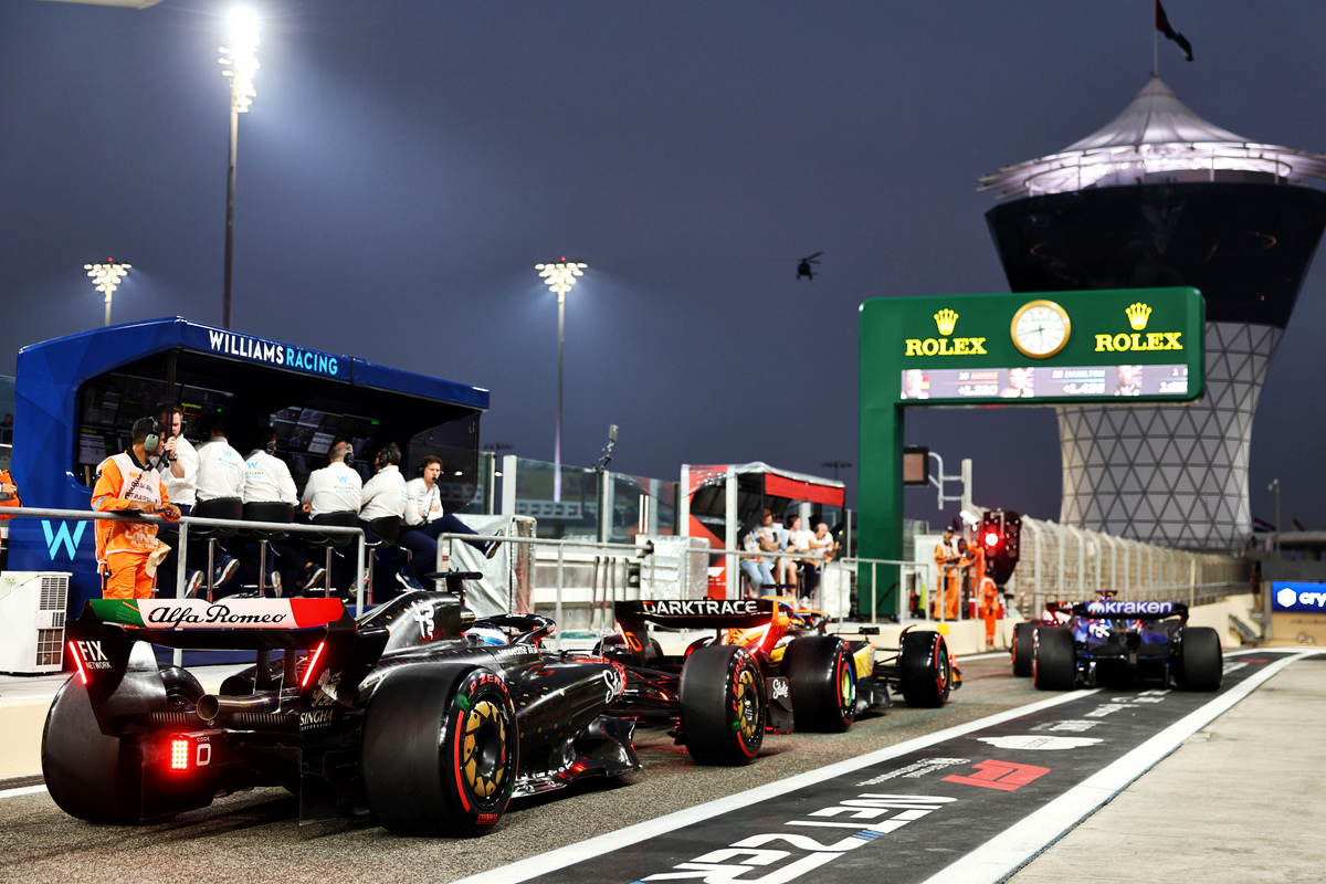 A new rule bans drivers from passing in the pit exit in Abu Dhabi. Image: XPB Images