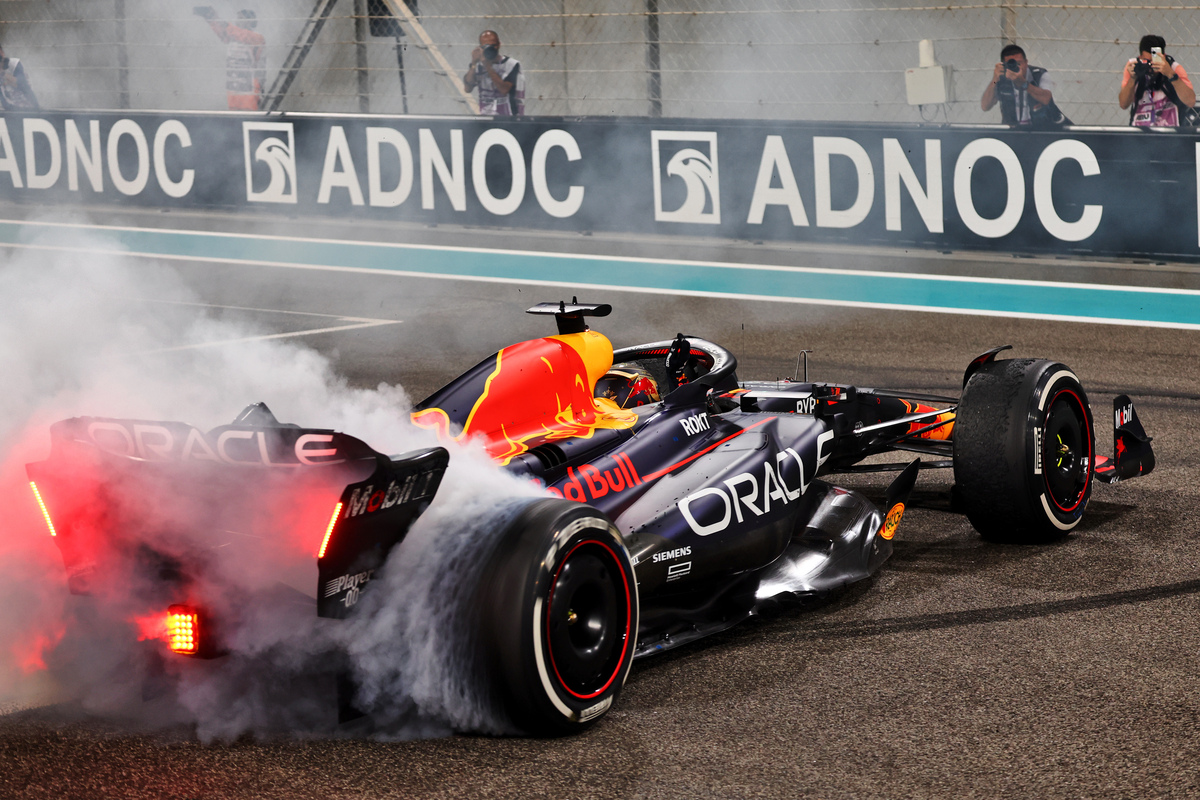 Red Bull Racing and Alpine have announced their 2024 launch plans. Image: XPB Images